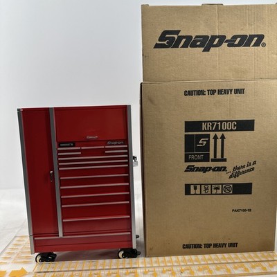 Snap-On Crown Premiums KR7100C Heavy Diecast Tool Box Bank W/Mini