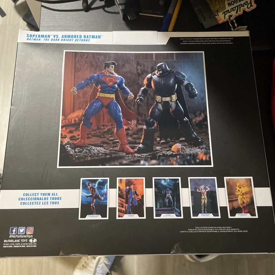 Superman Vs. Armored Batman - Batman: TDKR (paquete de 2) McFarlane DC Multiverse Foto 2 de 2