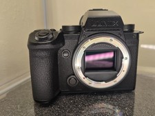 Panasonic Lumix S5IIX DC-S5M2X 24.2MP Camera Body Only Box 2 Batteries