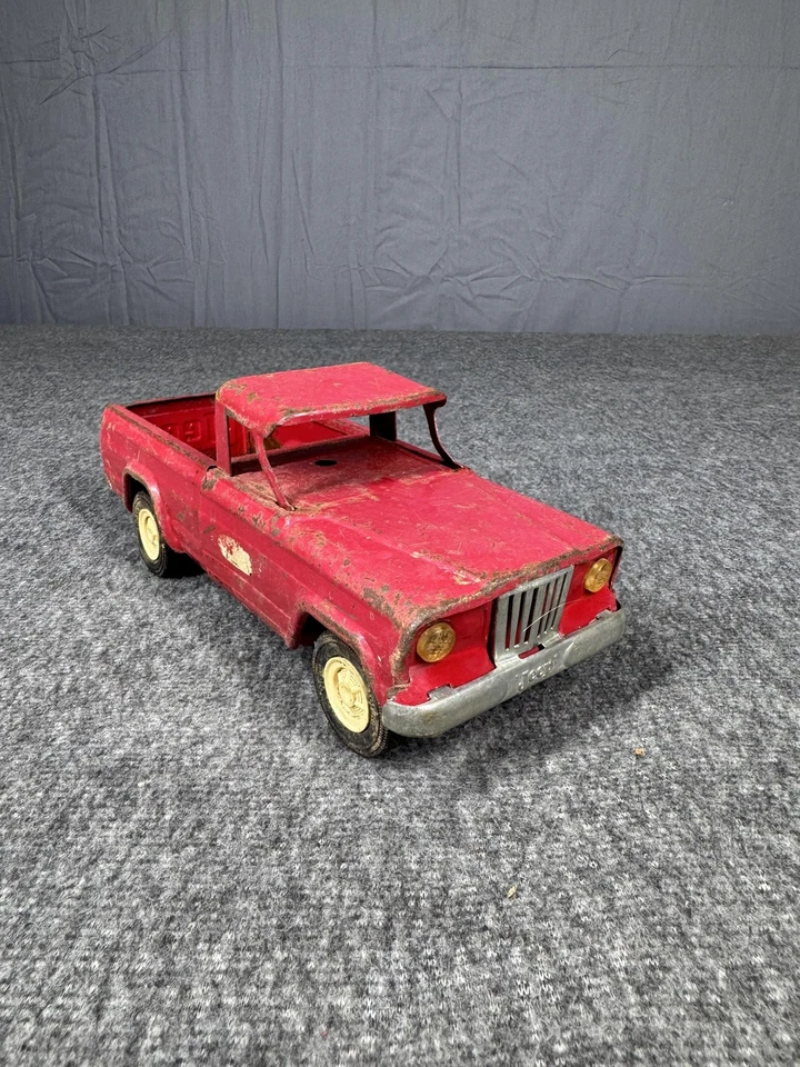 Винтажная игрушка Jeep пикап грузовик Tonka прессованная сталь 52030 1960-е коллекционная редкая - Изображение 2 из 4