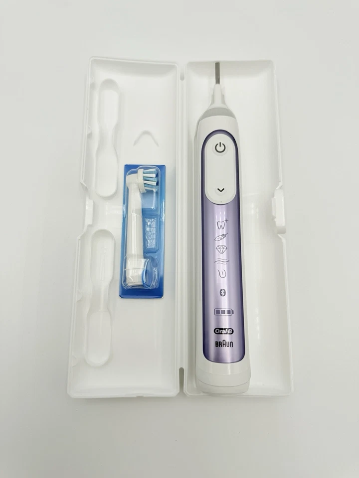 Cepillo de dientes recargable Oral-B Genius X Limited, púrpura Foto 2 de 4