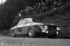 Hannu Mikkola Jyrki Ahava Lancia Fulvia coupe 1968 Rally Car Old Photo