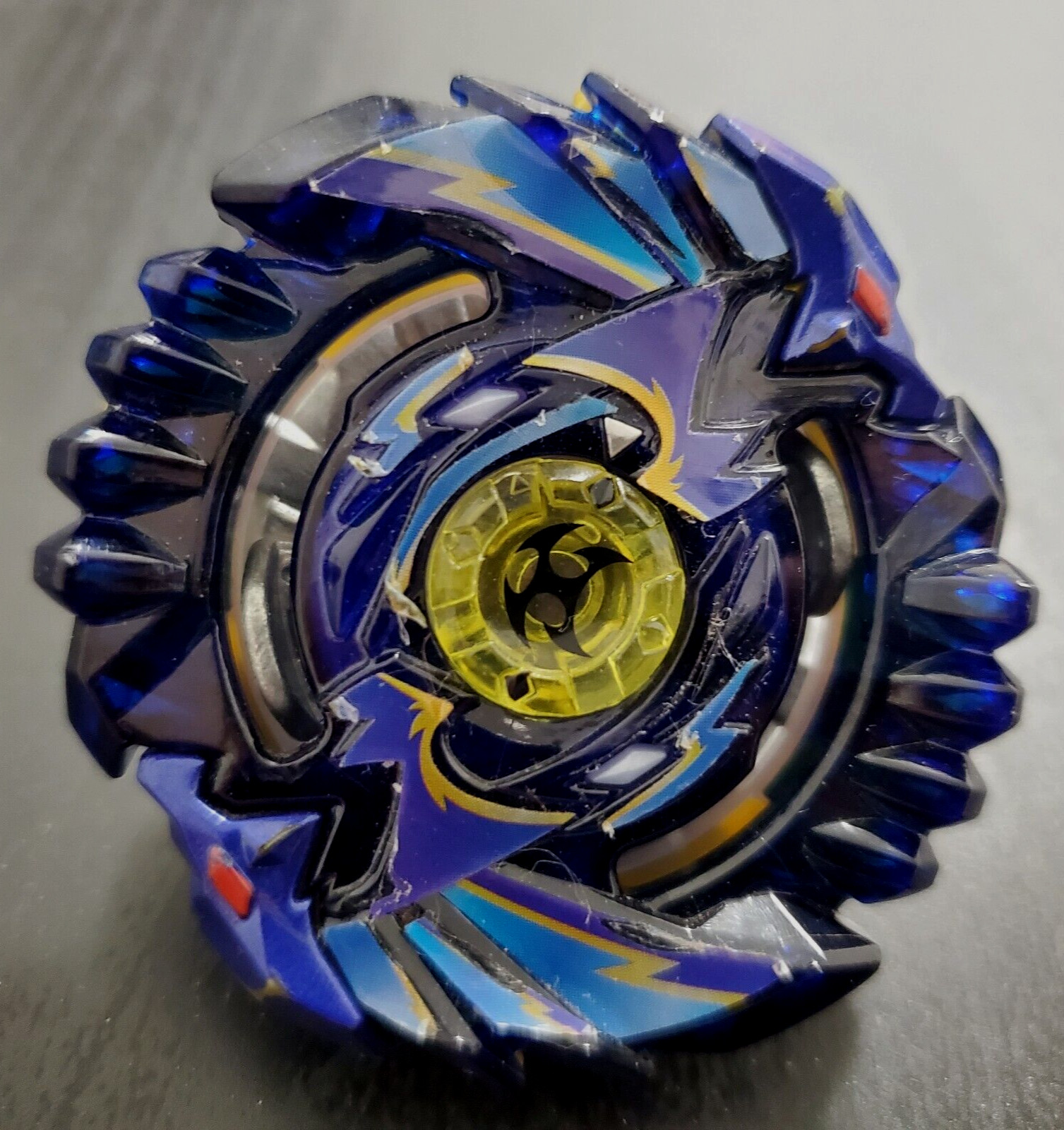 Burst Turbo Beyblade Burst Regulus R3 Hasbro B-95 01 Shelter