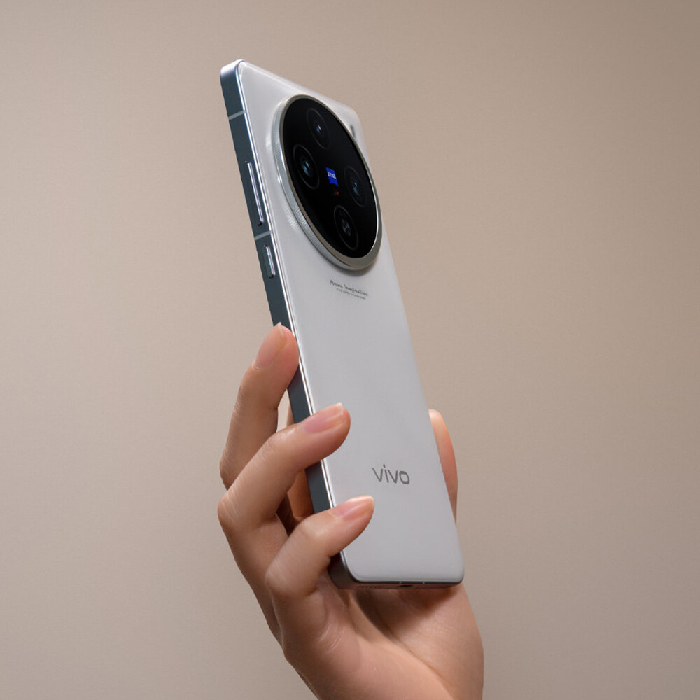 vivo X100 Ultra 5G Snapdragon 8 Gen 3 NFC 16G+1TB 120Hz vivo X100 Ultra 5G Snapdragon 8 Gen 3 NFC 16G+1TB 120Hz