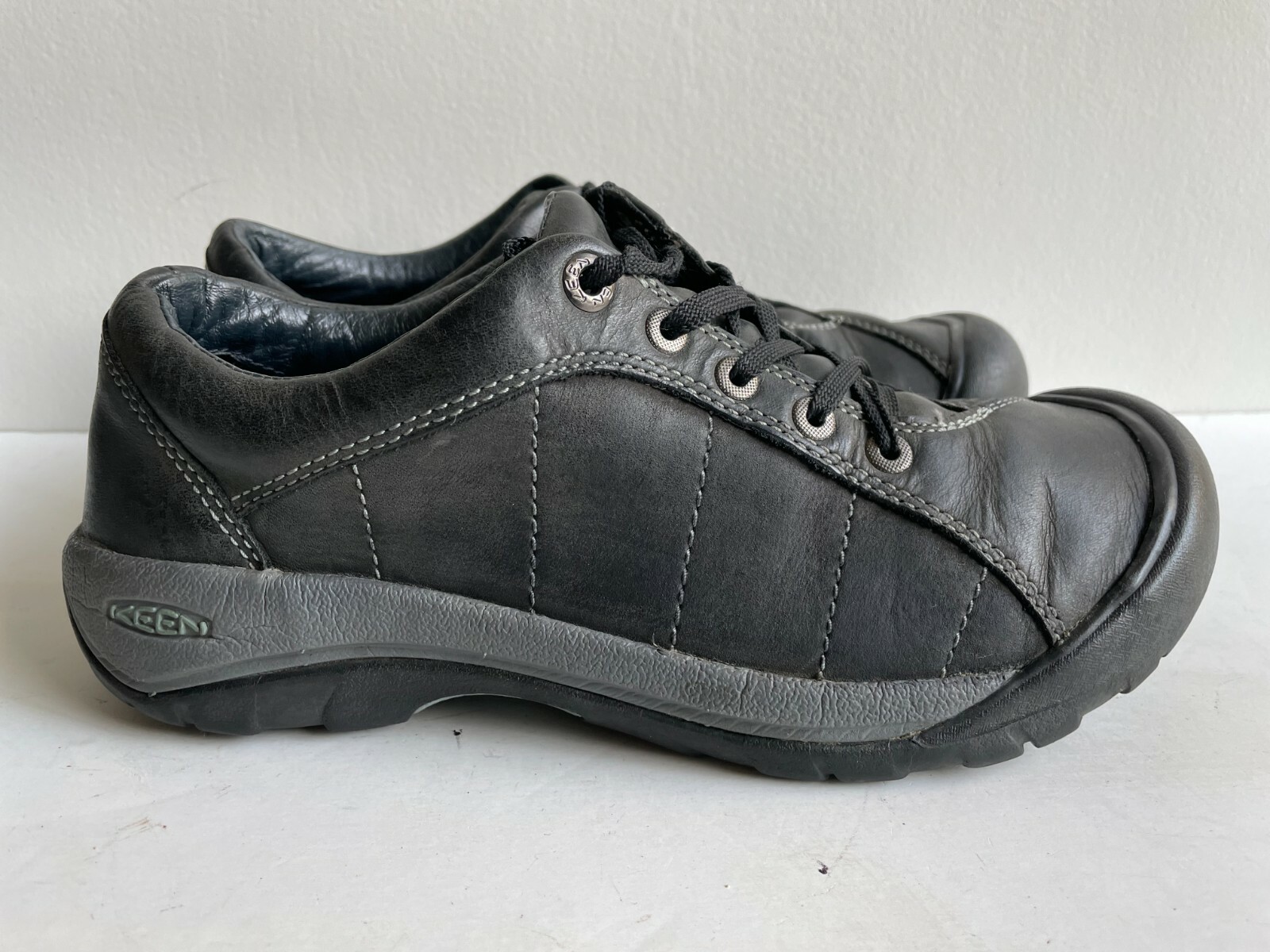 Keen Presidio Women's Black LaceUp Leather Casual Shoe SIZE 8 eBay