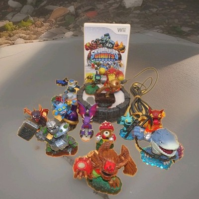 Nintendo Wii Skylanders Gigants Spiel + 14 Figuren + Portal