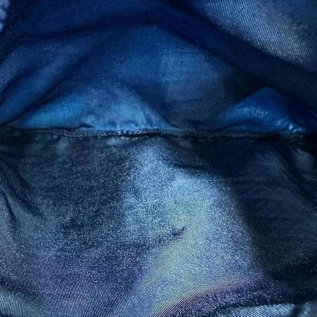 PRADA Nylon Triangle Logo Shoulder Bag Vintage Navy Authentic Crossbody Bag thumbnail 14