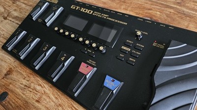 Boss GT-100 Multi-Effekt-Gitarrenprozessor-Pedal