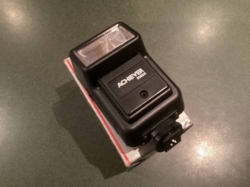 ACHIEVER Vintage Flash Model 300DX For PENTAX Program Camera With Original Box - Picture 2 of 5