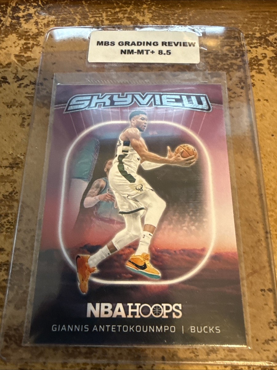 2024-25 Panini Nba Hoops - Skyview Giannis Antetokounmpo #7 for