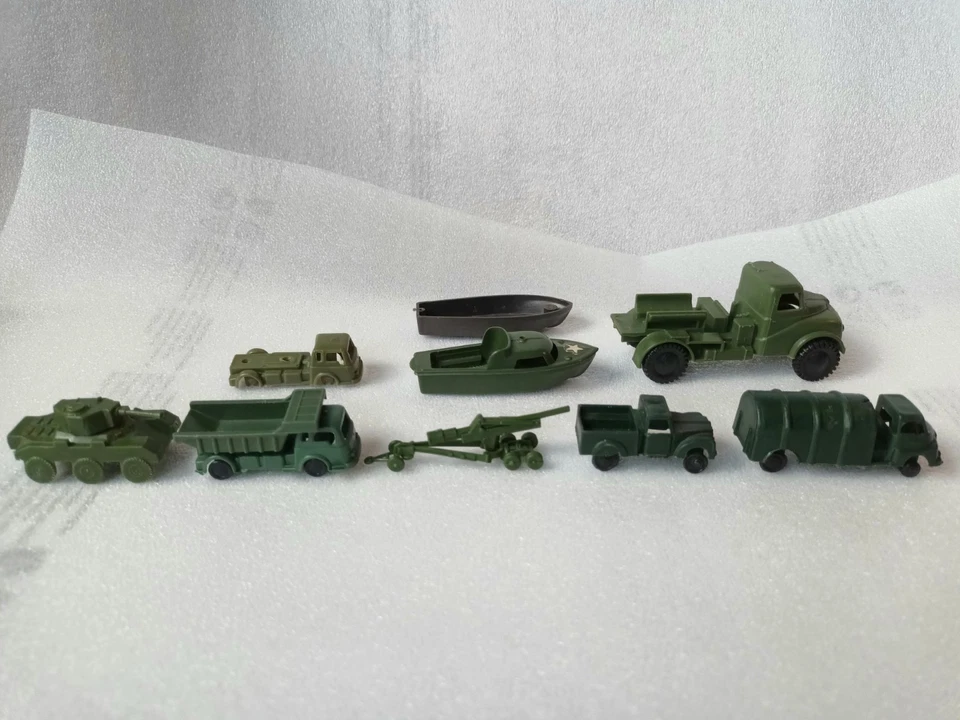 Lotto IPA/Politoys Veicoli Militari (Carro Saladin Howitzer Camion) Made In Ital - Immagine 2 di 4