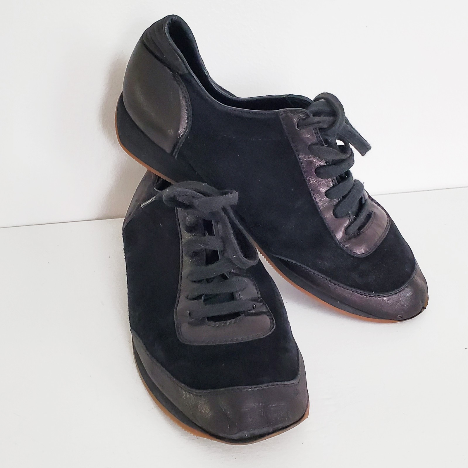 Ann Demeulemeester, Sneakers da ginnastica Ann Demeulemeester vintage RARA da donna in pelle nera scamosciata 38,5