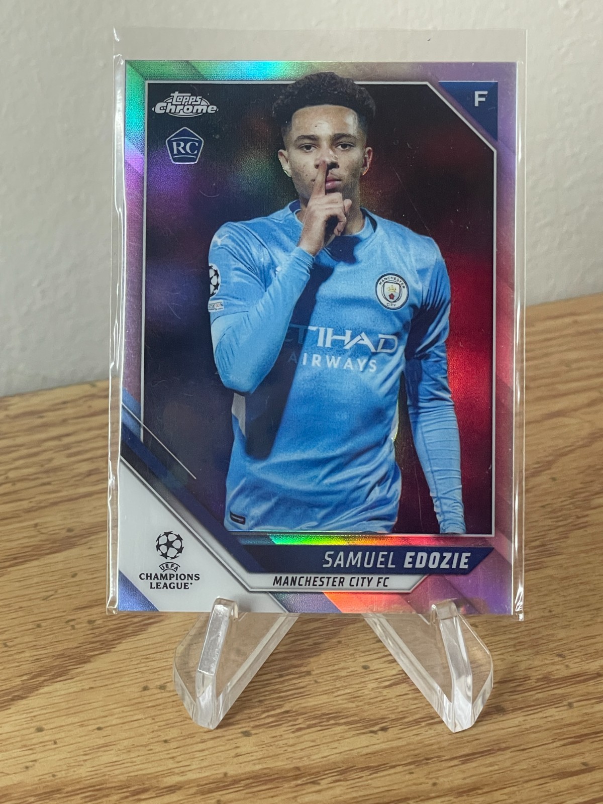 Samuel Edozie ROOKIE REFRACTOR 2021-22 Topps Chrome UEFA UCL #78 Man City Prizm