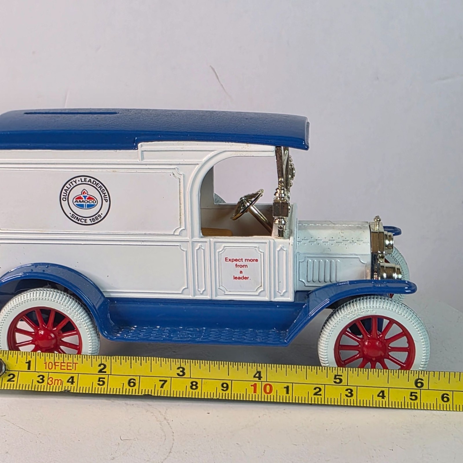 Vintage Ertl 1917 Ford Model T Amoco Delivery Van Bank Limited Edition USA    thumbnail 6
