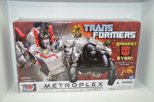 Transformers Generations 2013 Thrilling 30 Titan Class Metroplex 100% Completo - Foto 9 di 14
