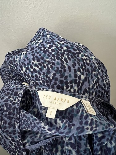 Ted Baker blau Amelaa Leopard bedruckt Puffärmel Schößelbluse Größe 1 (S) - Bild 6 von 6
