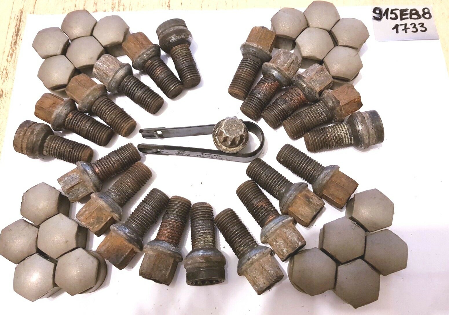 20x SKODA OCTAVIA III Audi 1z0601173 wheel bolts screw caps cover ...