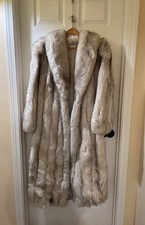  Natural Blue Fox Full Length Coat. Size 12 Real Fox Fur Creamy Tan Beige