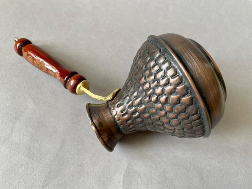 Unique Honeycomb Textured Copper Pot - Rustic Charm for Foodies and Coffee Lover - Picture 11 of 12