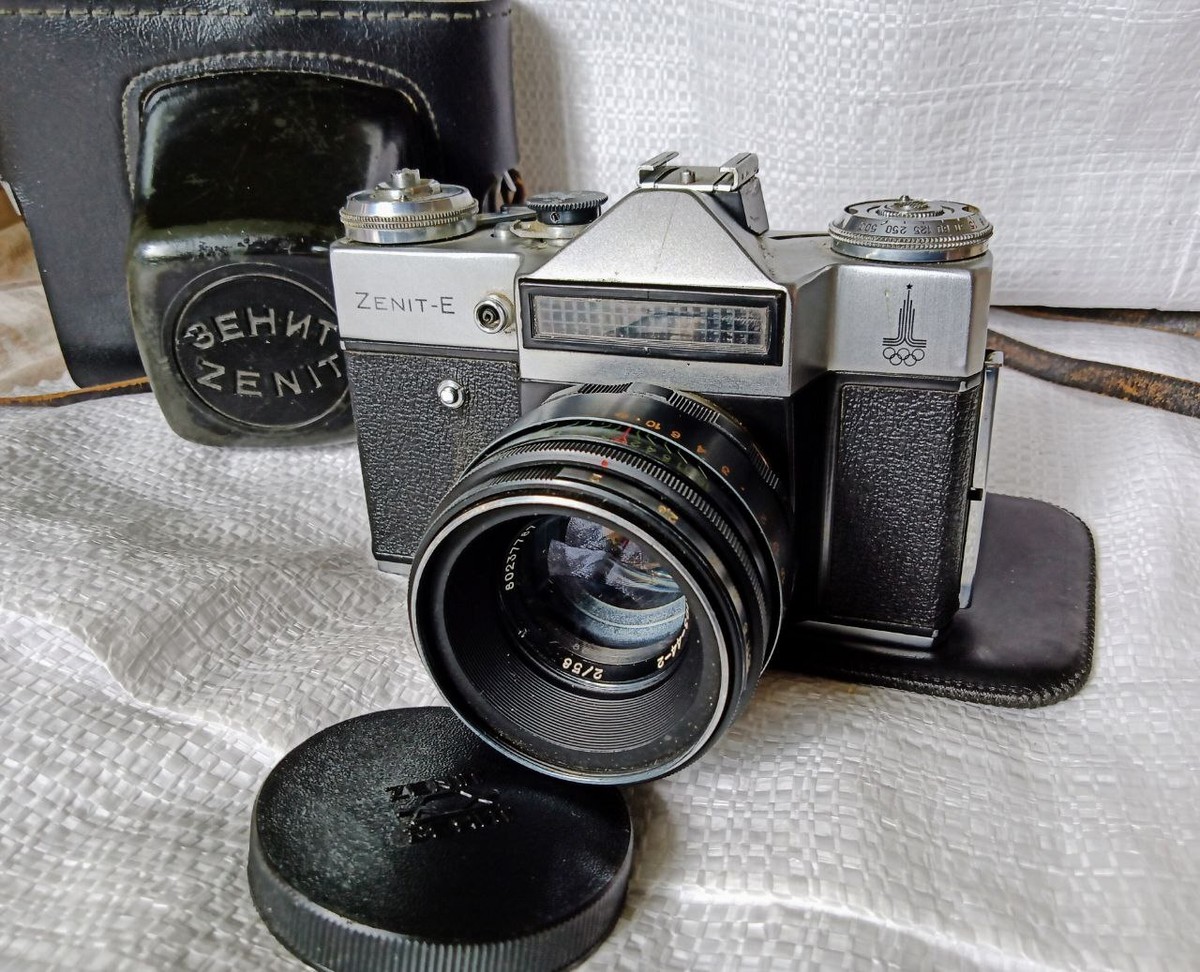Zenit-E 35mm SLR Film Camera,Helios-44-2 58/2 80237787 Olympiade