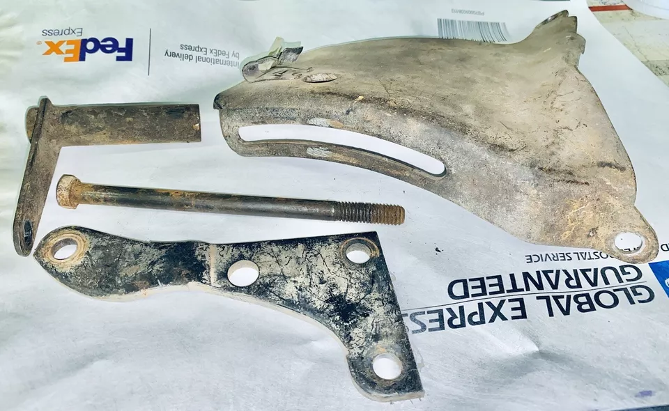 1969 Z28 302 Camaro, 350 Camaro alter. brackets GM Original one year only - Image 2 of 4