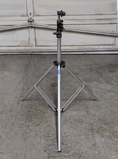 Savage 8’ Light Stand - LS-C8 - Non Air Cushioned - Lightweight Aluminum