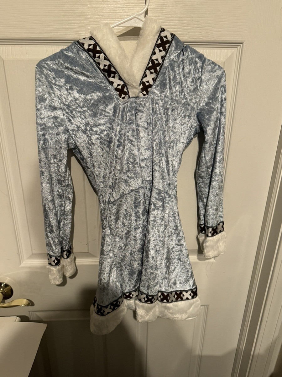 navy blue dress for baby girl How To Protect Dress Shoes In Snow & Slush main image 1