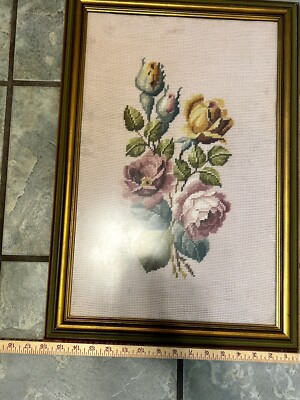 ヨーロッパアート　額縁セット　NEEDLEPOINT Vintage Vintage Framed Needlepoint The Lady and the Unicorn Medieval