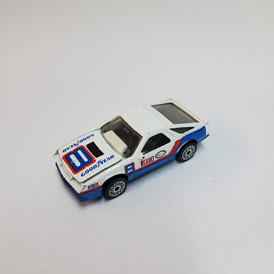 1984 White and Blue Matchbox Dodge Daytona Turbo Z Diecast #8 Toy