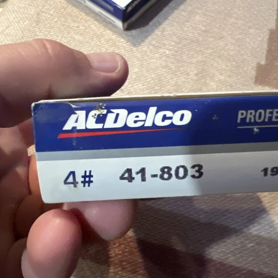 Caja de 4 bujías AC Delco 41-803 Platinum 19308035 GMC Foto 4 de 4