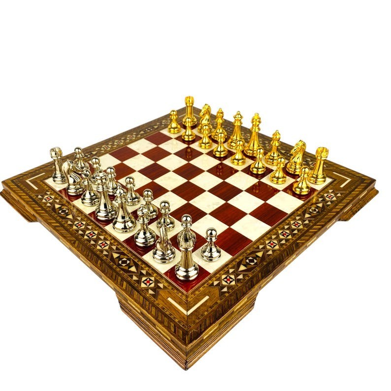Juego de ajedrez de madera maciza de lujo - Tablero con incrustaciones hecho a mano, piezas de latón Idea de regalo