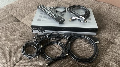 TechniSat DigiCorder HD K2 500GB HDD  Kabelreceiver DVB-C inkl. Zubehör+ neue FB