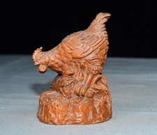 Exquisite small leaf boxwood chicken ornament