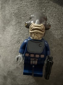 LEGO Star Wars Admiral Raddus Minifigure - 75172 Gigoran - Y-wing Starfighter