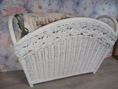 VTG White Wicker Magazine Vinyl Record Storage Rack Basket Shabby Beach Cottage