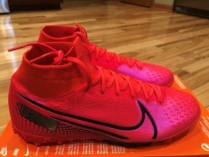 Nike Football Mercurial Superfly VIIPro FG red black.