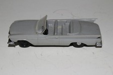 Revell 1/87th Scale 1961 Chrysler Convertible,  Box C33