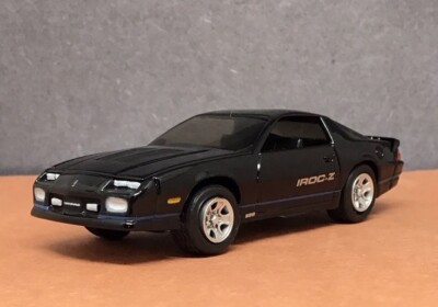 1989 Chevy Camaro Z28 IROC-Z Collectible 1:64 Scale Diecast Model