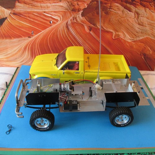 TAMIYA CUSTOM HILUX BRUISER 1/10 RC VINTAGE WITH ALUMINUM CHASSIS PARTS LOT RARE - Photo 9/16