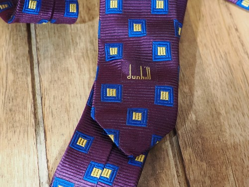 Cravatta Dunhill Regal viola e blu geometrica in seta Inghilterra - Foto 3 di 4