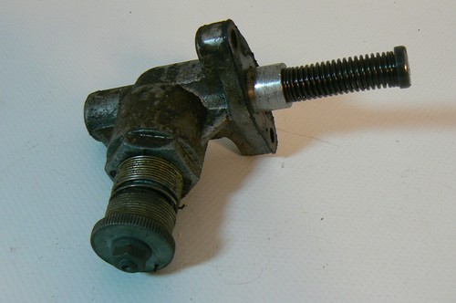 Suzuki GSX 400 L (GSX40X) Steuerkettenspanner