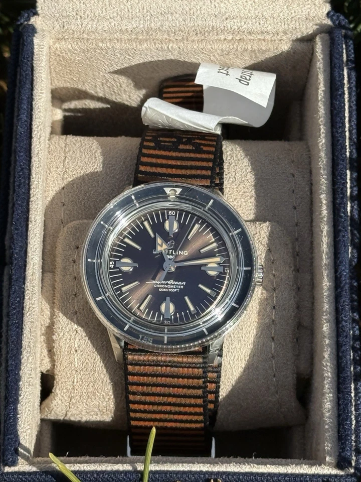 Reloj Breitling Superocean Heritage 57 Edición Outerknown - ¡Excelente! Foto 2 de 4