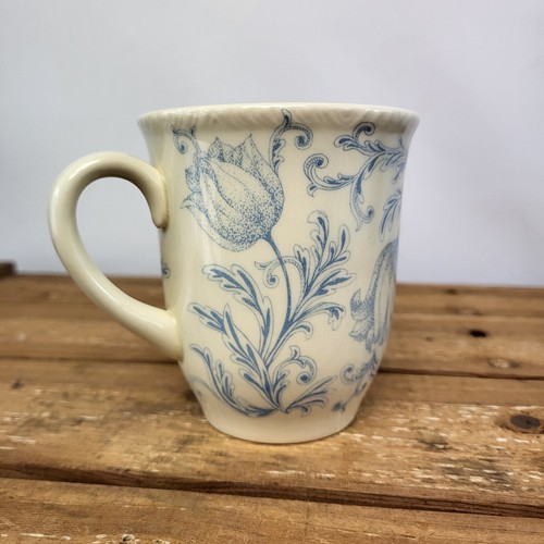 Paar Vintage Tassen Floral Keramik Tee / Kaffeetassen Blau & Creme 2er Set Neu - Bild 7 von 10