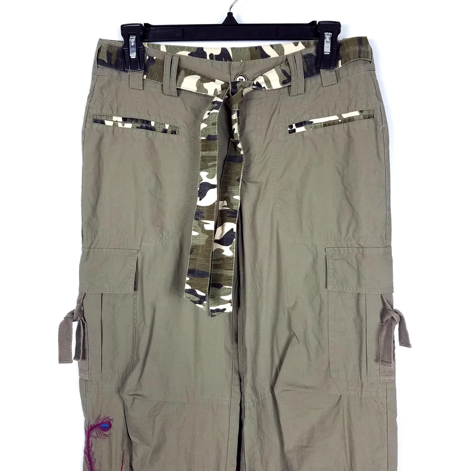 Pantalones informales Buffalo David Bitton Y2K cargo bordados pavo real camuflaje talla 26 Foto 2 de 4