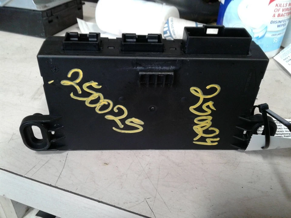 Chasis ECM techo derecho cuarto panel se adapta 03-09 AUDI A4 880754 Foto 2 de 4