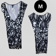 Ann Taylor Factory V-Neck Faux Wrap Dress. Black and White Print Medium Womens