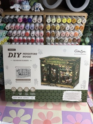 CUTEBEE Blossom Florists DIY Miniature House Kit LED Shop CWGB403 Unassembled