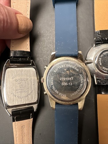 Lot Wrist Quartz Watches Parts/Repair UNTESTED All Need Batteries Milano,Disney+ - Picture 12 of 14
