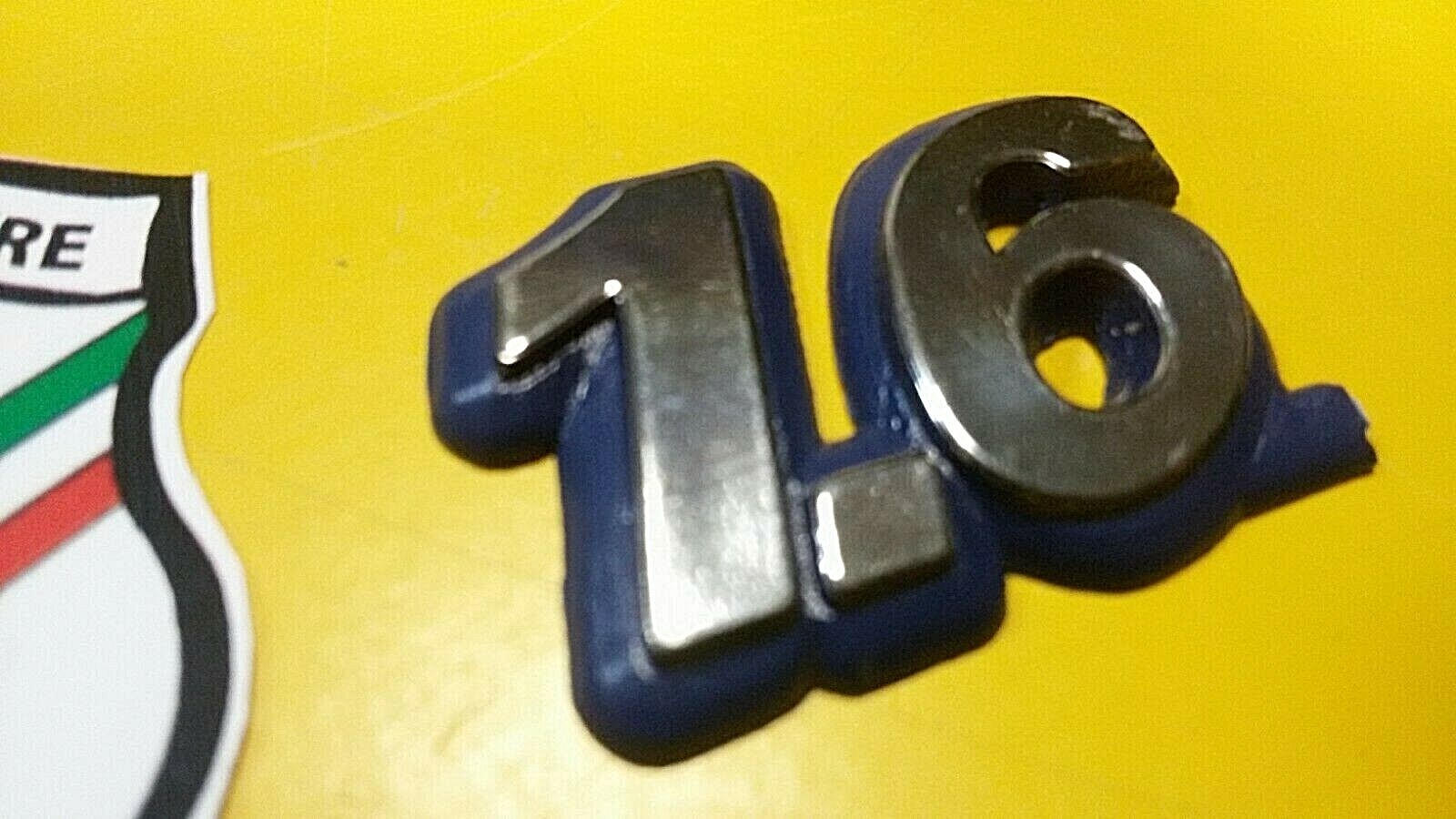 Foto 5 di 9
