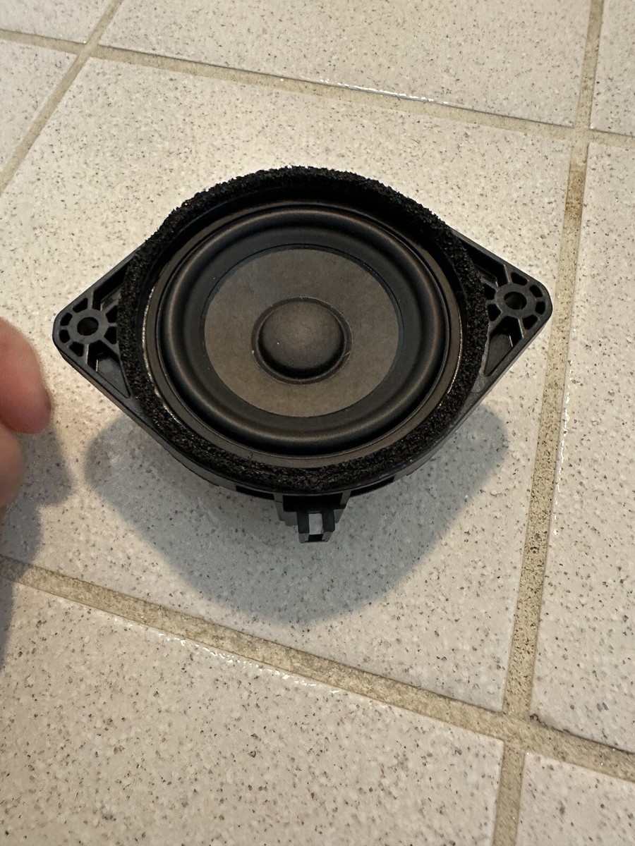 2006-2010 Hyundai Sonata Front Center Dashboard Bose Speaker 96350
